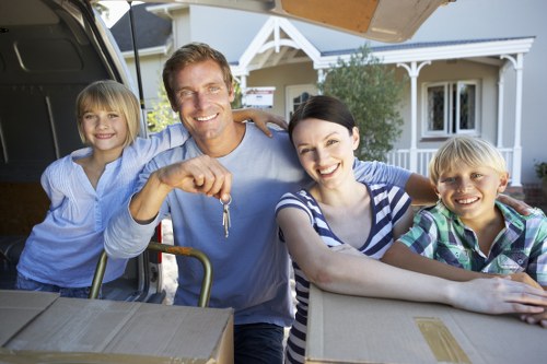 Docklands removal van team supporting a smooth relocation